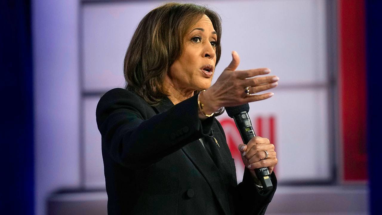 USA. Harris thinks Trump is a fascist
