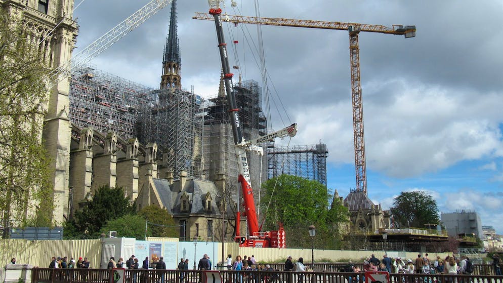 Besucher sollen zahlen. Kulturministerin fordert 5 Euro Eintritt für Pariser Notre-Dame