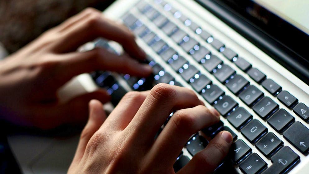 «Fais donc, mon doux roi» Un adolescent se suicide après être tombé