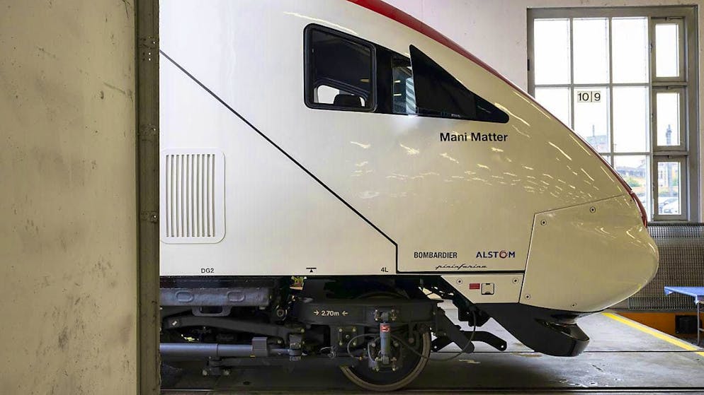 Modernized SBB ICN trains offer more comfort for customers - Gallery. The fresh paintwork gives the trains a new shine.