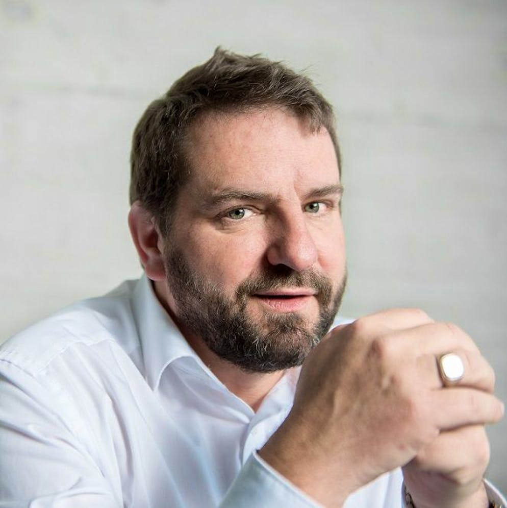 Kinderfotos im Internet teilen: Tipps von Medienprofis. Am Online-Elternabend von Swisscom beantworten drei Medienprofis Fragen zum Thema Sharenting, unter anderem Michael In Albon, Jugendmedienschutz-Beauftragter bei Swisscom.