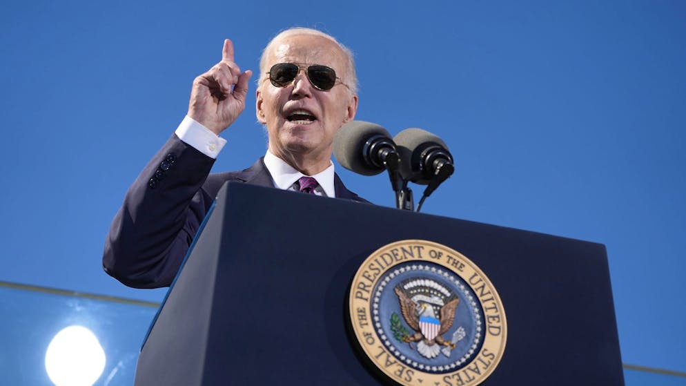 Eine unbedachter Satz von US-Präsident Biden könnte Kamala Harris im US-Wahlkampf wichtige Stimmen kosten..