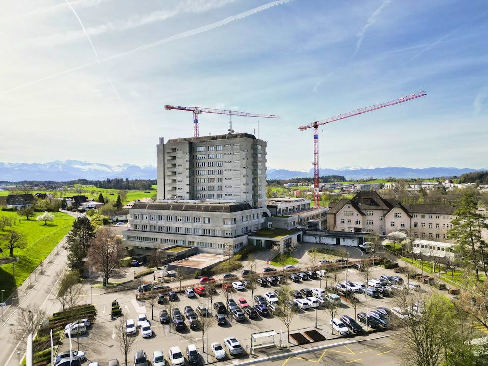 Das Spital in Wetzikon ist in grosser Finanznot. Ein Gesundheitsökonom würde es wie auch die weiteren Landspitäler im Zürcher Oberland schliessen.