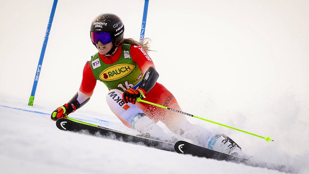 Der komplizierte Schweizer Saisonauftakt ohne Gut-Behrami - Gallery. Camille Rast ist beim ersten Riesenslalom der Saison beste Schweizerin. Die Walliserin klassiert sich im 12. Rang