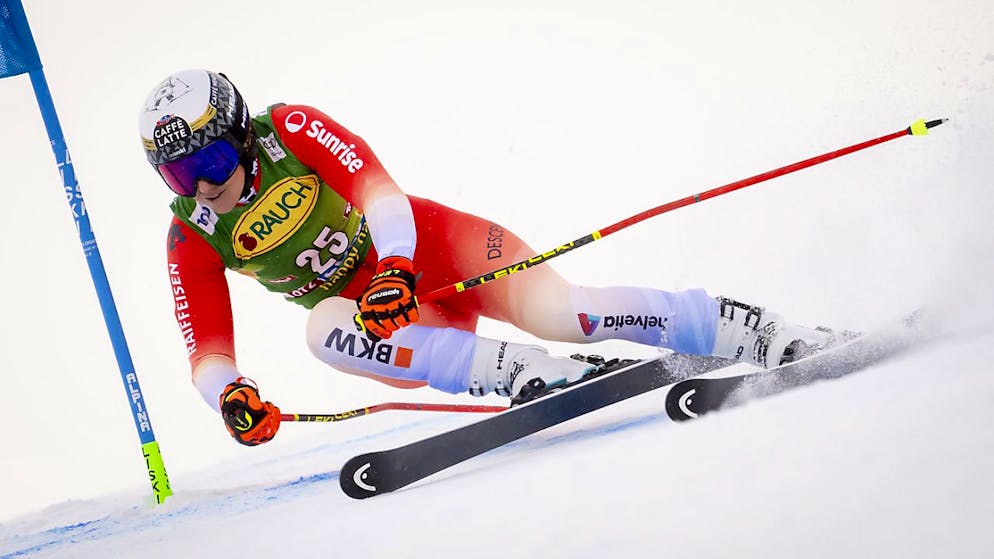 Der komplizierte Schweizer Saisonauftakt ohne Gut-Behrami - Gallery. Ein solides Comeback zeigt Wendy Holdener. Im ersten Rennen nach überstandener Knöchelverletzung fährt sie mit Startnummer 25 auf Platz 25