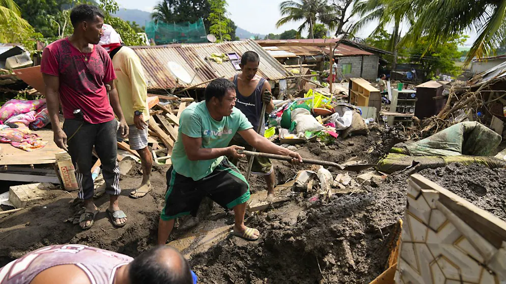 Les pluies torrentielles ont ravagé des centaines de localités dans le nord des Philippines, a indiqué samedi l'Agence nationale des catastrophes.