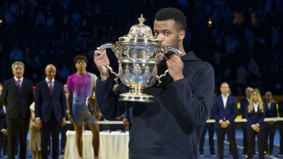 Swiss Indoors. 37 ans après Yannick Noah, un Français triomphe à nouveau à Bâle !