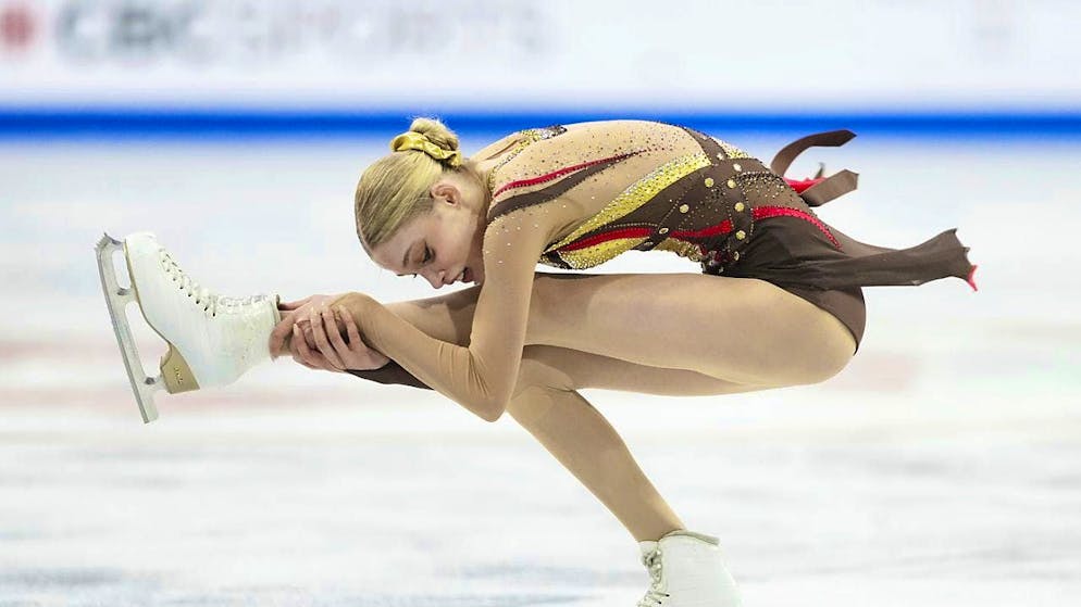 18-year-old Kimmy Repond from Basel put in a strong performance on the ice at Skate Canada