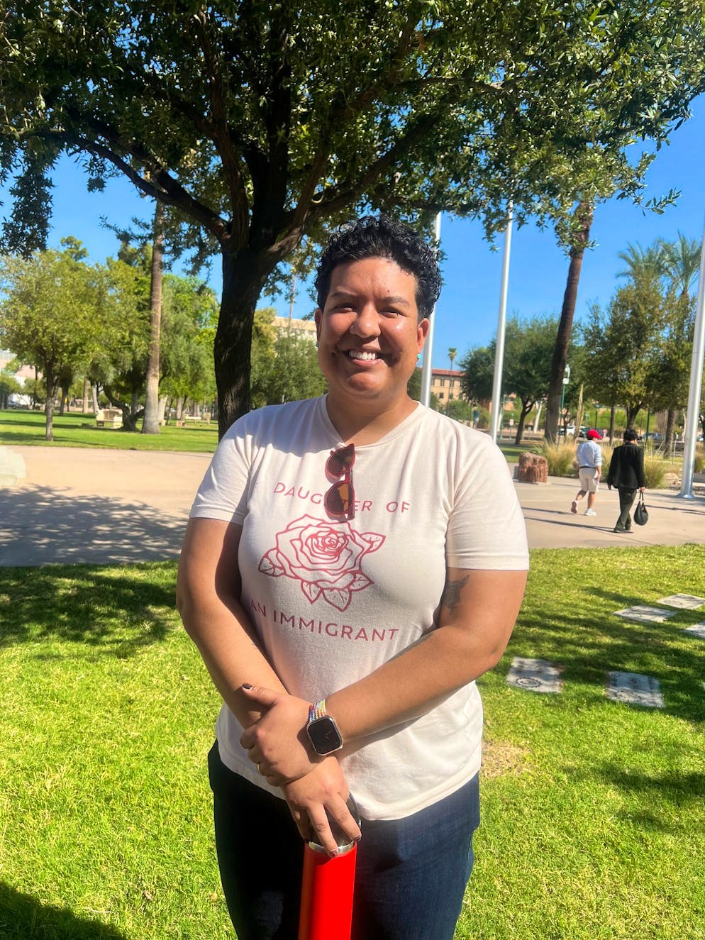 Wie Trumps Republikaner um wichtige Latino-Stimmen kämpfen - Gallery. Violeta Ramos hält rassistische Rhetorik für gefährlich.