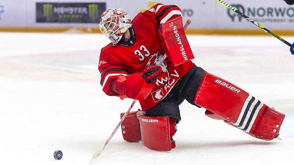 SC Bern on the decline - Gallery. Shutout also for Lausanne's keeper Kevin Pasche against Kloten