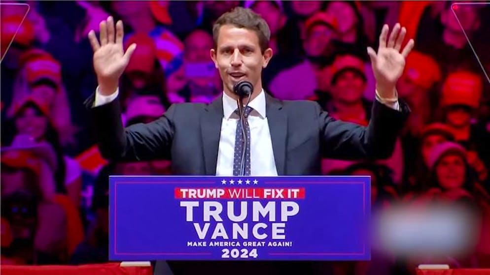 Puerto-Ricaner in Rage. Kostet dieser Clown Trump die Wahl?