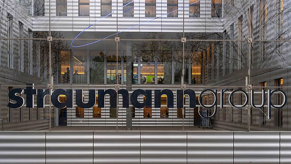 Die auf Zahnersatzlösungen spezialisierte Straumann Group ist im dritten Quartal um 7,7 Prozent gewachsen. (Archivbild)