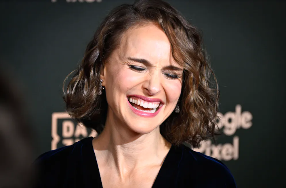 Ballon d'Or 2024. L’actrice oscarisée a au passage dévoilé sa nouvelle coupe de cheveux, un carré volumineux très élégant, LA coiffure tendance en 2024.