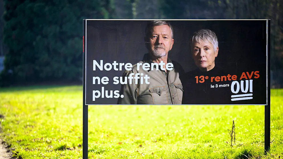 Le versement de la 13e rente, adoptée par le peuple en mars 2024, n'est pas remis en cause. Mais les sources de financement doivent être analysées de manière approfondie (archives).
