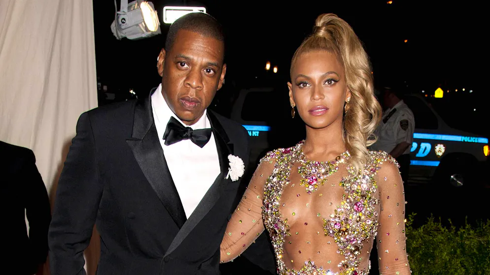 Scandal surrounding P. Diddy. Friends of Beyoncé advise her to separate from Jay-Z