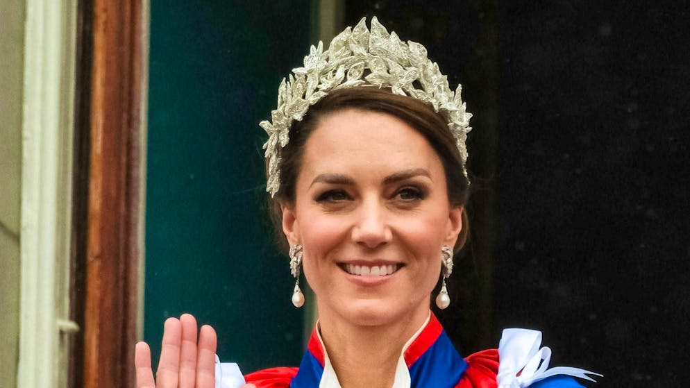 Royal Family. La creatrice della tiara per la principessa Kate per l'incoronazione di re Carlo: «È stato snervante»