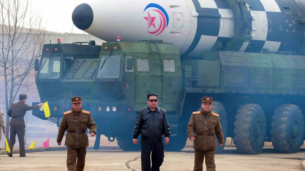 ARCHIV - Es handelt sich um den ersten Test einer nordkoreanischen Interkontinentalrakete seit Dezember vergangenen Jahres - und einen weiteren Verstoß der Führung von Machthaber Kim Jong Un gegen internationale Sanktionen. Foto: Uncredited/KCNA via KNS/AP/dpa