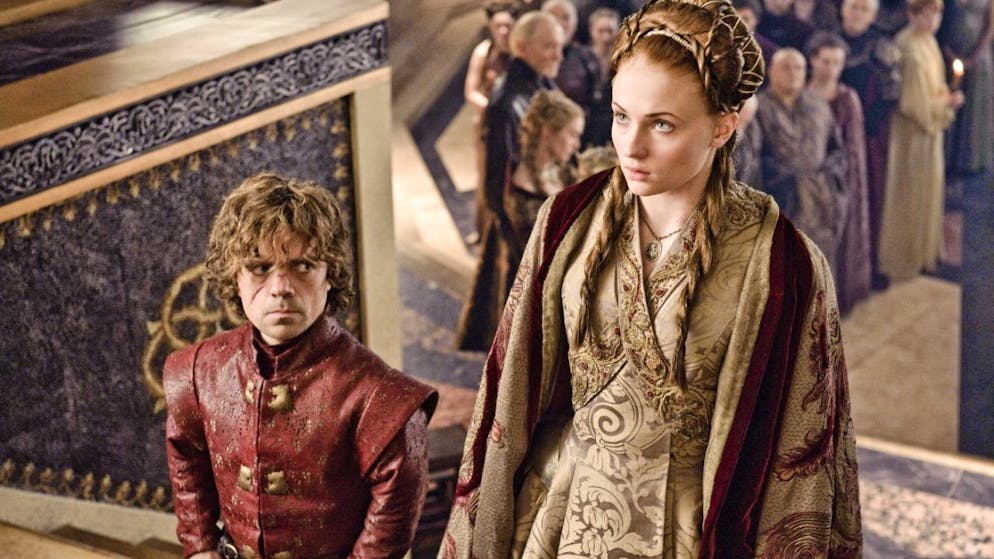 La série télévisée originale "Game of Thrones" et ses huit saisons sont devenues un phénomène culturel mondial, recueillant des audiences considérables entre 2011 et 2019, ainsi qu'un nombre record de 59 Emmy Awards (archives).