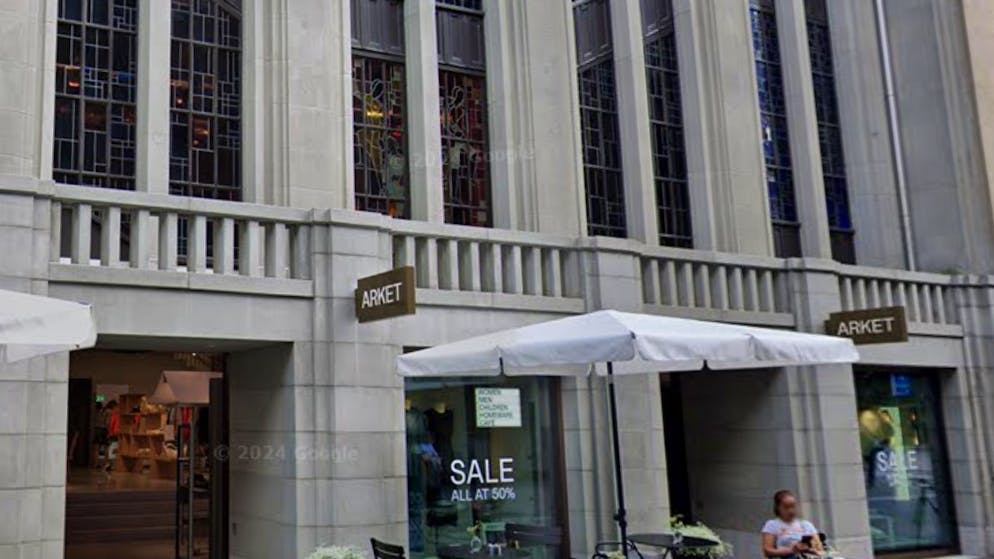 Kleider in der Schweiz 30 Prozent teurer. «Der Preisunterschied zeigt, wie schamlos Läden vorgehen»