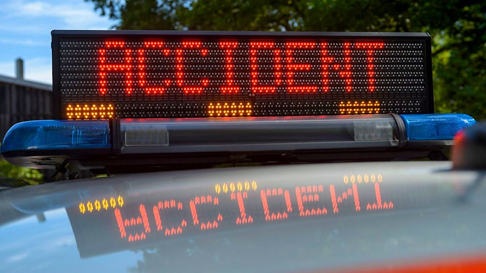 La série noire continue à Genève: un motocycliste est mort dans un accident de la route à Veyrier dans la nuit de jeudi à vendredi (image d'illustration).