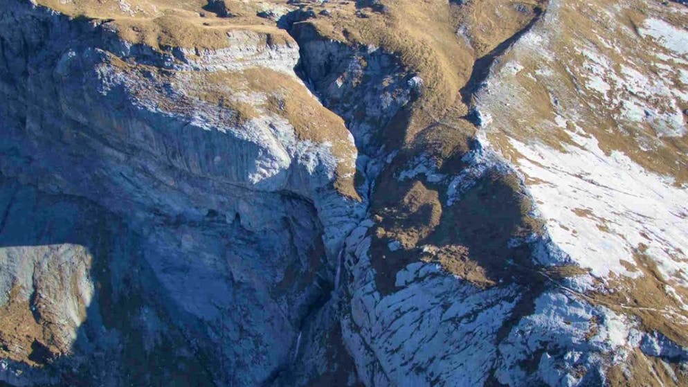 L'incidente si è verificato nella regione denominata Tschenghel dil Gori, tra il Segnesboden superiore e inferiore, a 2'250 metri di quota.