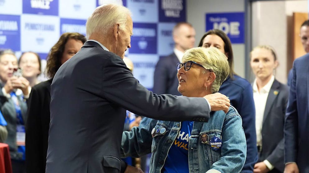 Si è consumato così, a tre giorni dal voto, l'epilogo malinconico di una presidenza salutata nel 2020 con un senso collettivo di sollievo per un'America in ripartenza.