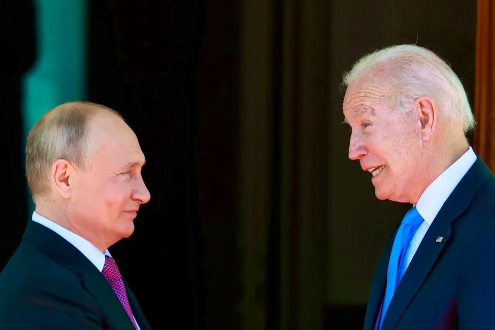 Locations of Putin, Macron and Biden found.