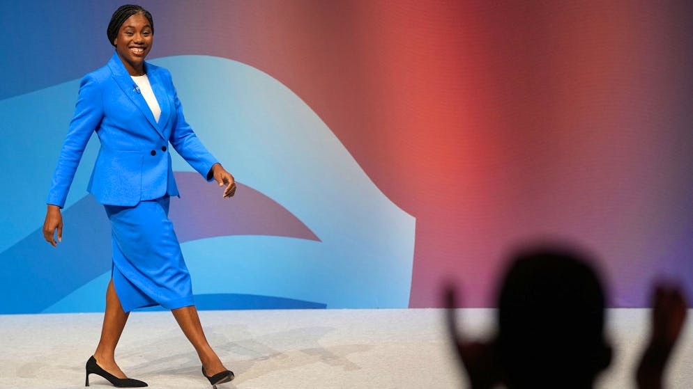 «Anti-Woke-Kulturkriegerin». Neue Chefin führt britische Konservative auf Rechtskurs