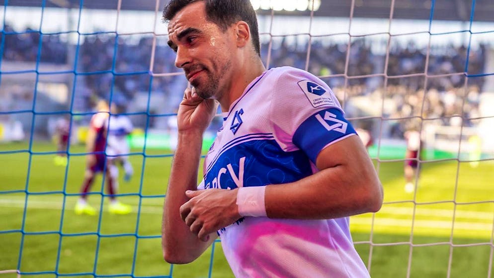 Lausanne's Noë Dussenne celebrates after converting the penalty