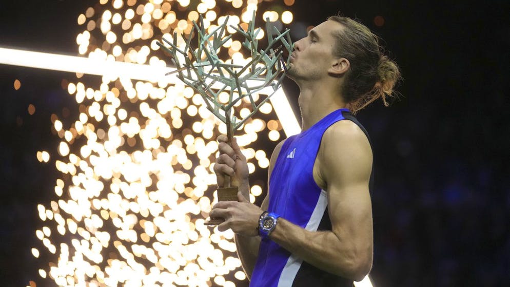 Paris. Alexander Zverev donne une leçon à Humbert et remporte un 7e Masters 1000
