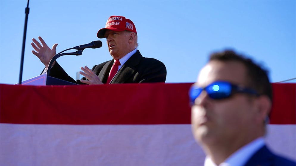 Harris ou Trump? L'heure tourne et le duel reste imprévisible - Gallery. Donald Trump a une nouvelle fois accusé les démocrates d'"essayer à toute force de voler" l'élection présidentielle.