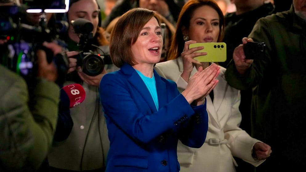 Pro-Western President Sandu wins in Moldova - Gallery. Sandu is delighted with the provisional election result.