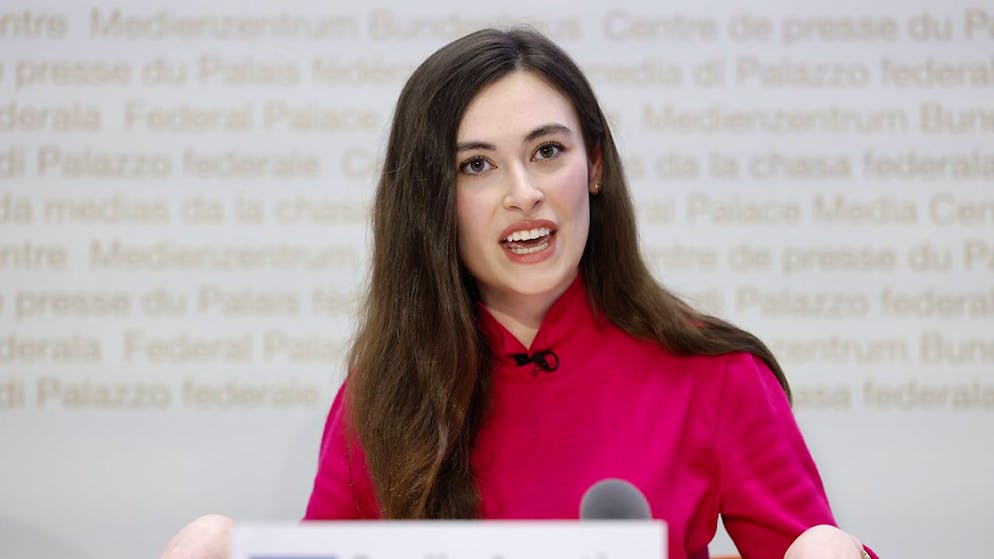 Le altre sezioni regionali si sono invece schierate con la politica 32enne.