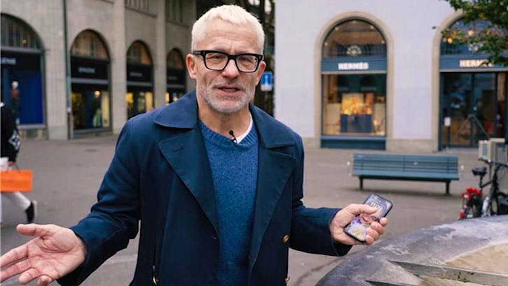 Shopping in a luxury store in Zurich. Celebrity chef ignored, journalist served in a friendly manner