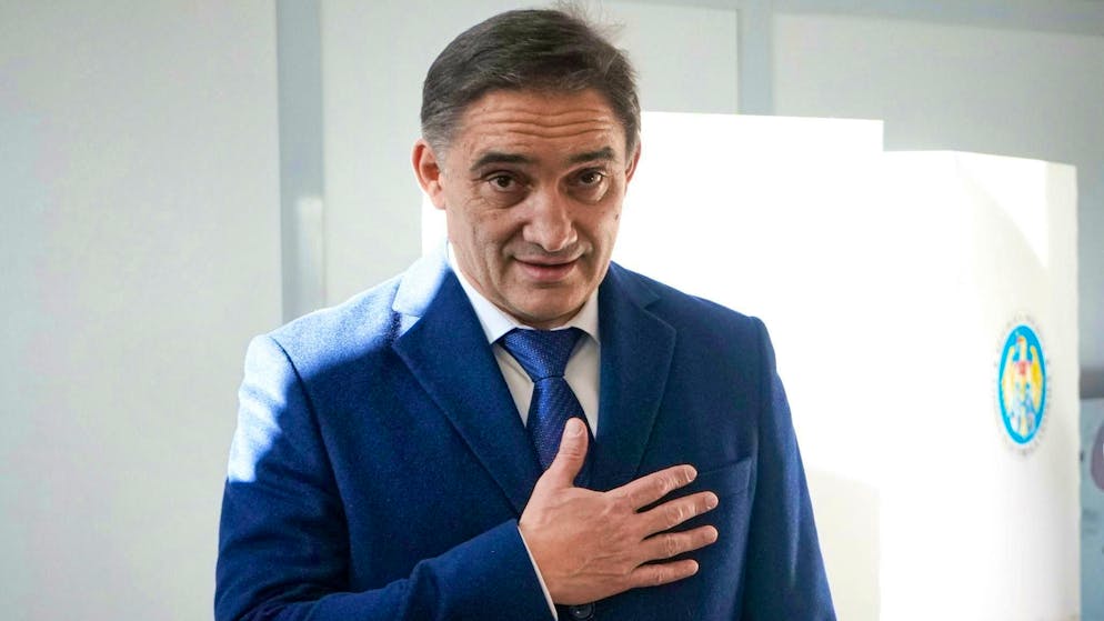 Pro-Western President Sandu wins in Moldova - Gallery. Former Prosecutor General Alexandr Stoianoglo wants economic relations with Russia as well as EU integration.