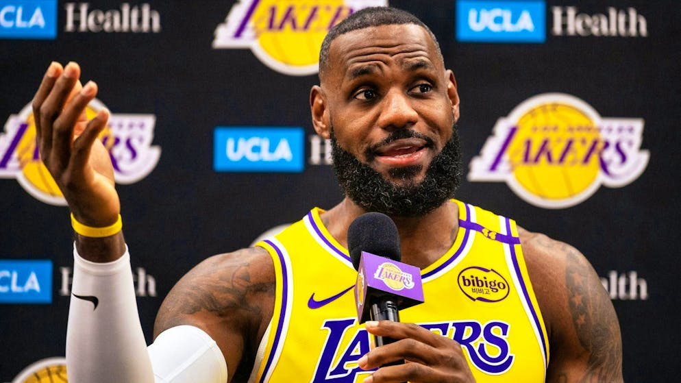 Harris o Trump? Le star hanno preso la loro decisione. La superstar dei Lakers LeBron James voterà per la Harris. Ha scritto su Instagram: «È chiarissimo».
