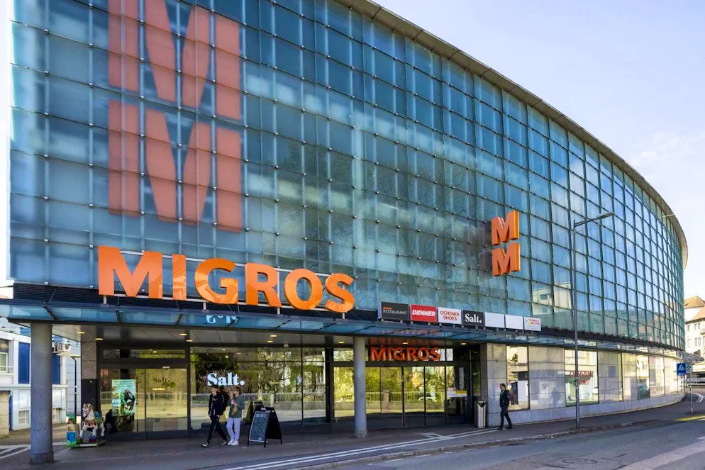 A Migros branch on Rue de la Maltiere in Delemont, on Tuesday, March 26, 2024. (KEYSTONE/Georgios Kefalas)