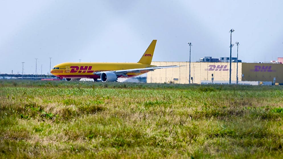 Due dispositivi incendiari si erano infiammati in luglio nei centri logistici DHL di Lipsia (nella foto) e Birmingham.
