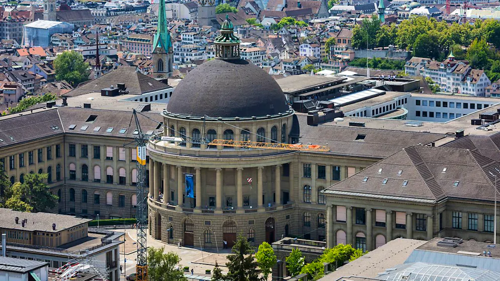 L'edificio principale del Politecnico federale di Zurigo (ETH). (foto d'archivio)