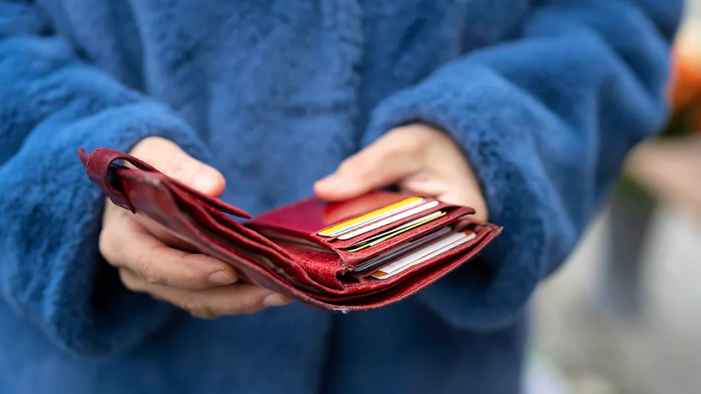 Les salaires effectifs ont augmenté de 2,1% en 2024, selon l'OFS. (image symbolique)
