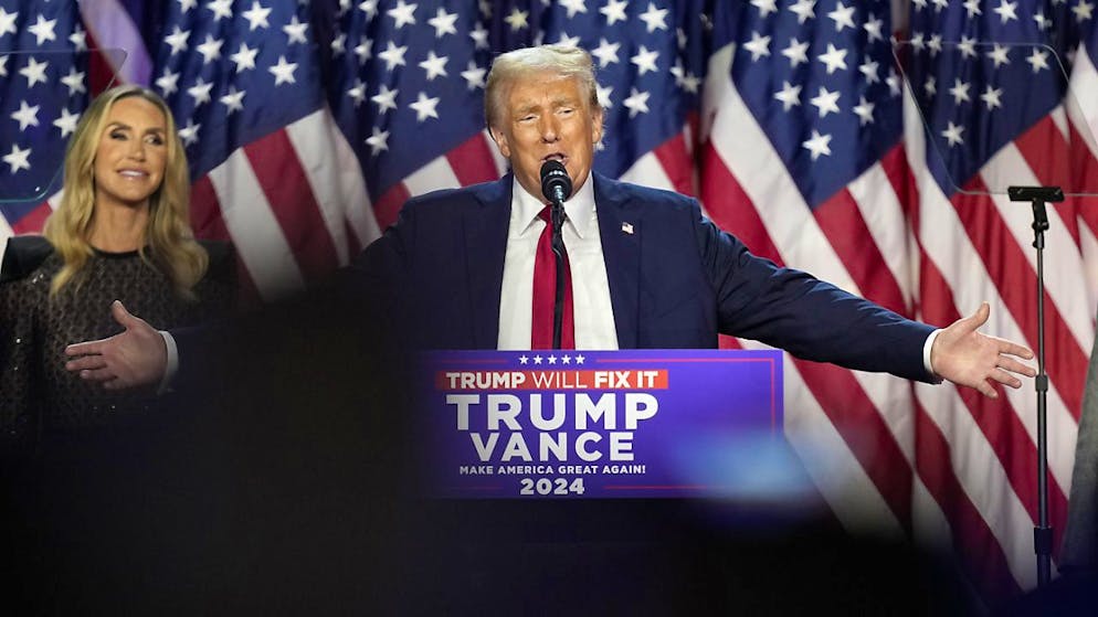 Donald Trump élu président des Etats-Unis (médias) - Gallery. Donald Trump a promis d'"aider le pays à guérir".