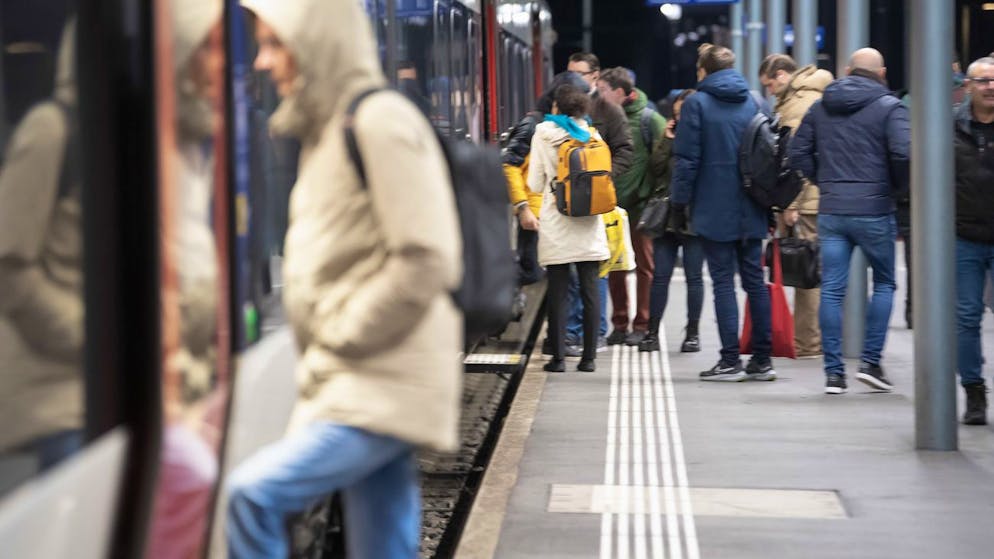 Dreiste Masche fliegt auf. 57-Jähriger zeigt Diebstahl im Zug an und wird selbst verurteilt