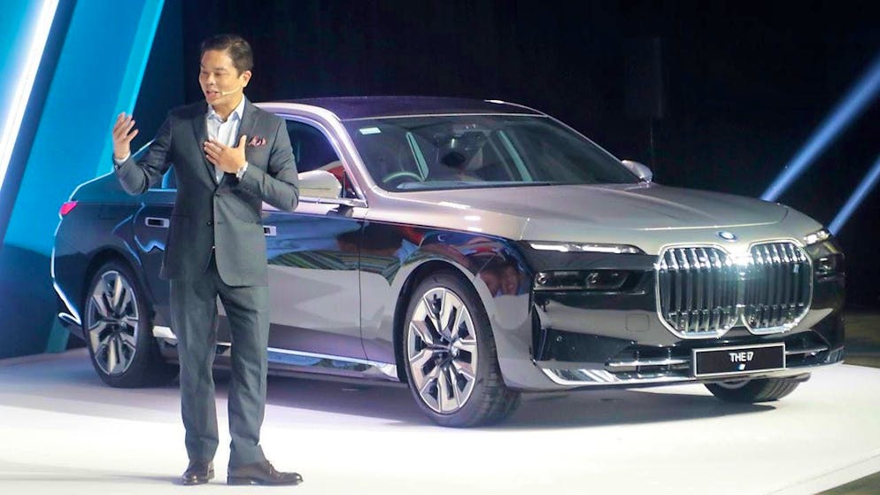 BMW makes less profit due to weakness in China and problems with brake systems (symbolic image)