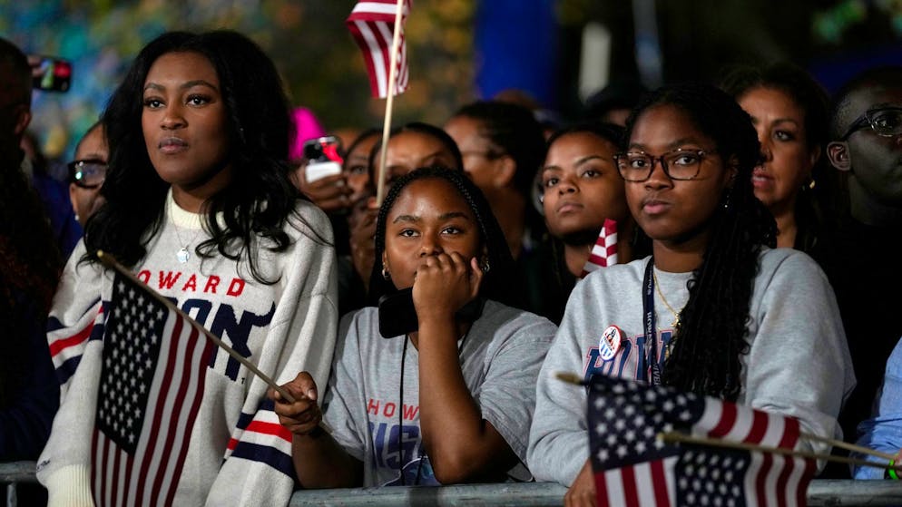 Afroamerikanische Wähler in the USA. Nach der Vahl von Donald Trump sind racist Nachrichten mit Bezug zur Sklaverei verschickt.