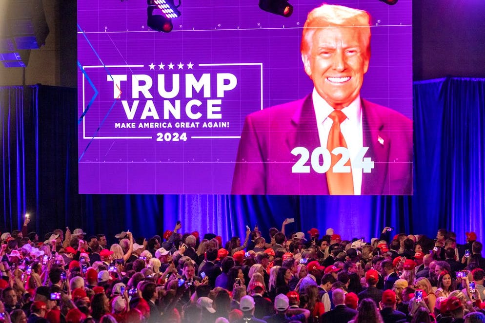 Donald Trump élu président des Etats-Unis (médias) - Gallery. L'ancien président de 78 ans a réussi son pari de revenir à la Maison Blanche à l'issue d'une campagne excessivement mouvementée.