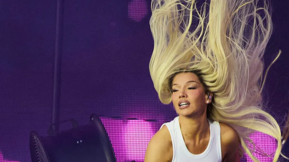 Zoom calls, meetings, agreements. Shirin David's wealth doesn't just come from music