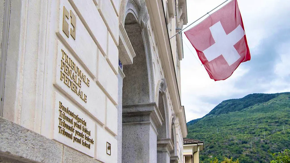 Two Swiss nationals are on trial for money laundering at the Federal Criminal Court in Bellinzona. (archive picture)