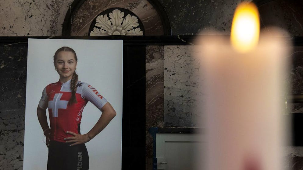 Emotional farewell to Muriel Furrer. Mother Christine: 