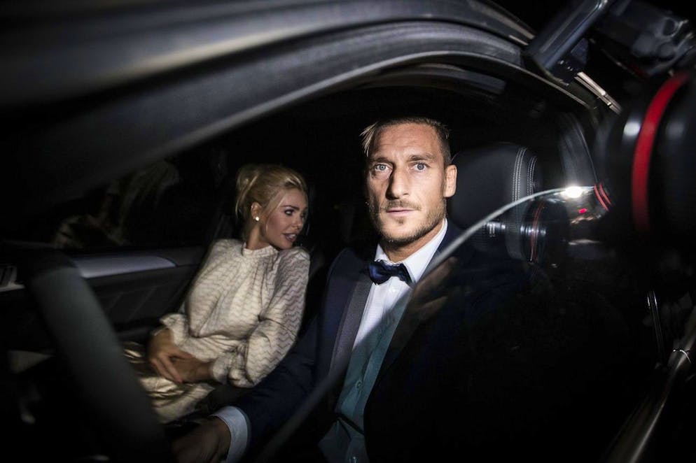 Francesco Totti e l'ex moglie Ilary Blasi in una foto d'archivio.