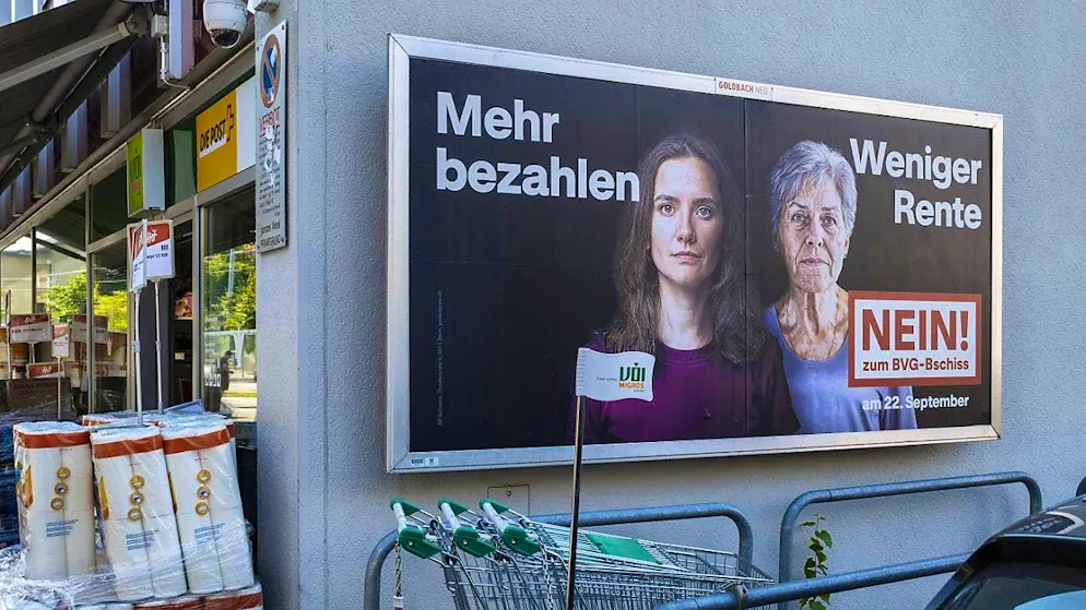 A majority doubted whether the complex proposal would bring solutions: Voting poster on the BVG revision. (archive picture)